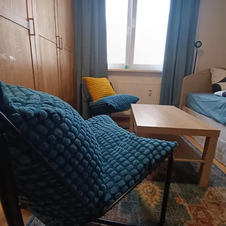 Apartment Ideal Fuer Monteure 3 Mit Kueche, Waschmaschine, Bad, Wifi, Flat Tv Usw Krostitz